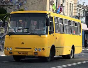 Проезд в городских маршрутках в Крыму с октября подорожает на 2 рубля