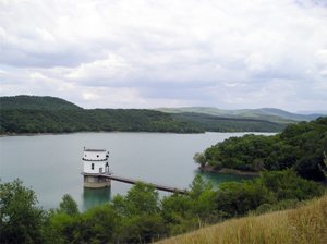 В Крымских водохранилищах увеличивается объем воды / Благодаря ловким гидротехническим манёврам инженеров