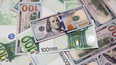 Биржевой курс евро превысил 102 рубля