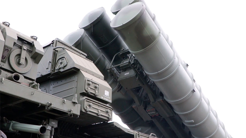 ПВО предотвратила атаку двух беспилотников на Белгород