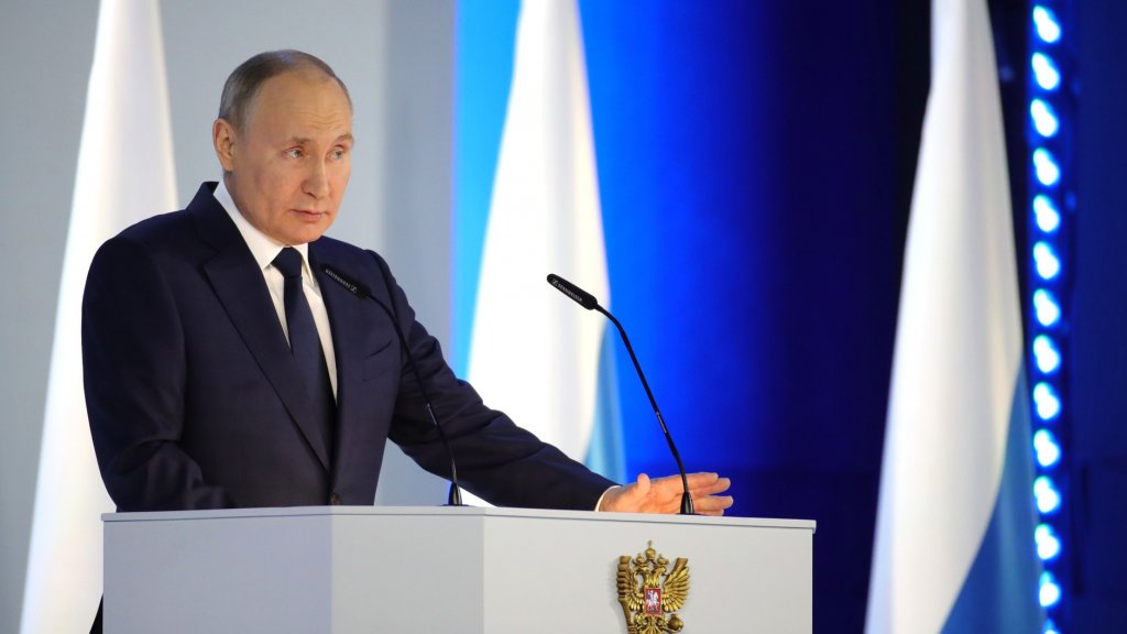 Путин: Россия должна развивать авиаотрасль, а не довольствоваться ее сохранением