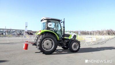 На агровыставке в Екатеринбурге устроили шоу тракторов (ВИДЕО)